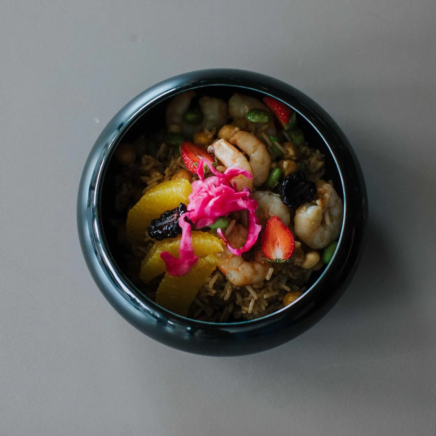 Bowl di stagione per il pranzo